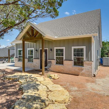 Granbury Home With Hot Tub And Furnished Patio! Ngoại thất bức ảnh