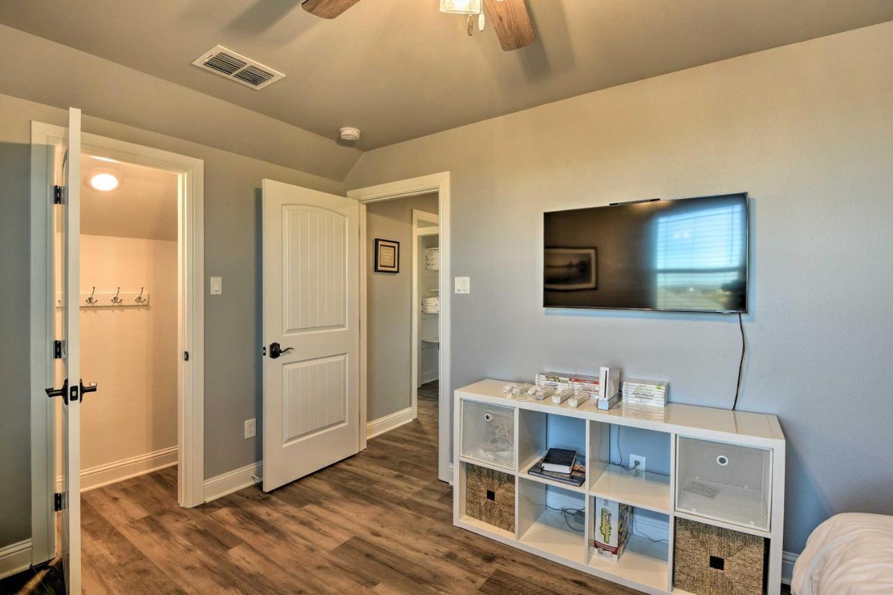 Granbury Home With Hot Tub And Furnished Patio! Ngoại thất bức ảnh